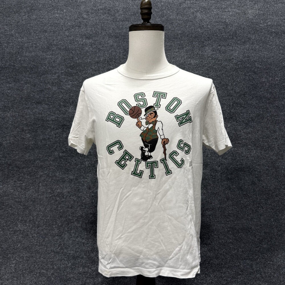 Boston Celtics T Shirt Mens Medium Tailgate NBA Lucky Leprechaun White Cotton